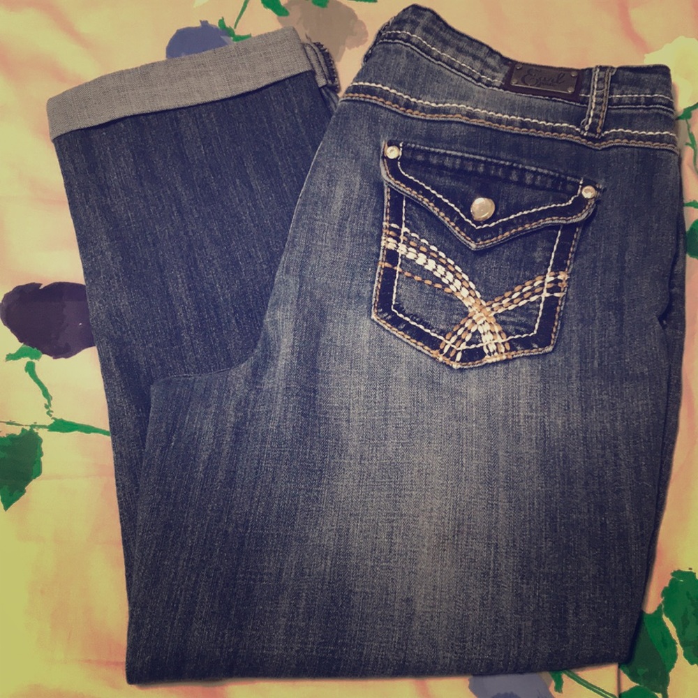 Earl Jean Denim Capris